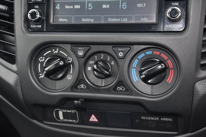 2021 Mitsubishi Triton GLX