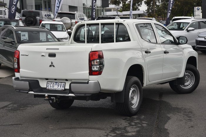 2021 Mitsubishi Triton GLX