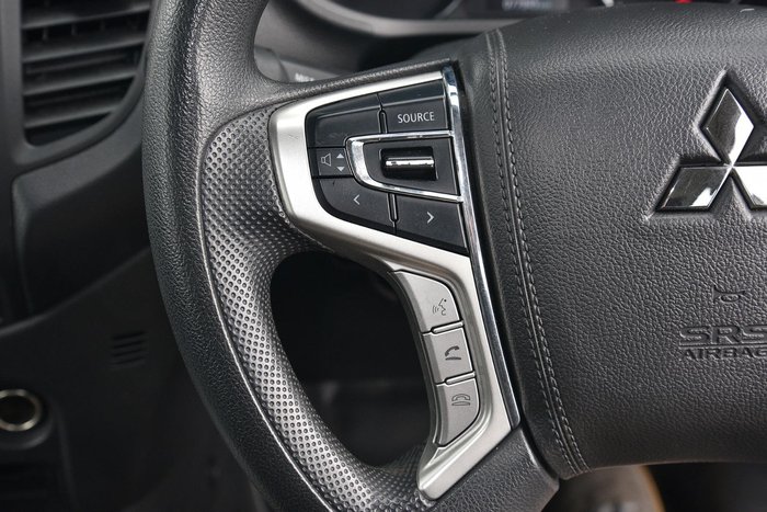 2021 Mitsubishi Triton GLX