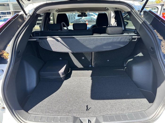 2024 Mitsubishi Eclipse Cross PHEV ES