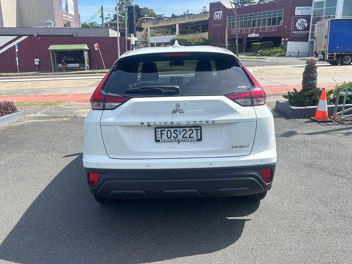 2024 Mitsubishi Eclipse Cross PHEV ES