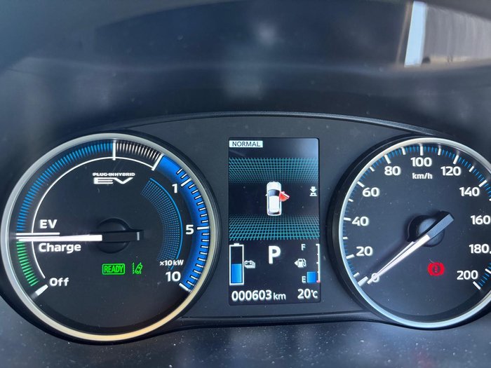 2024 Mitsubishi Eclipse Cross PHEV ES