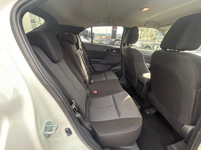 2024 Mitsubishi Eclipse Cross PHEV ES