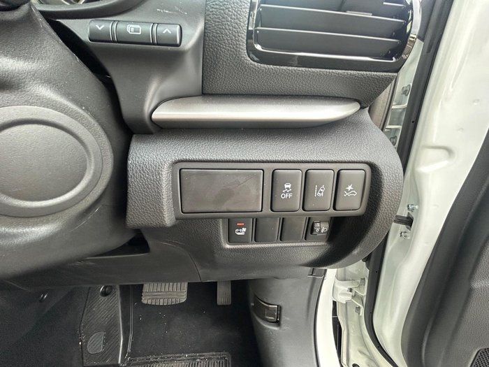 2024 Mitsubishi Eclipse Cross PHEV ES