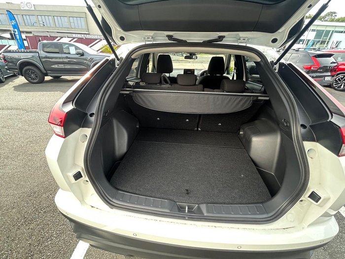 2024 Mitsubishi Eclipse Cross PHEV ES