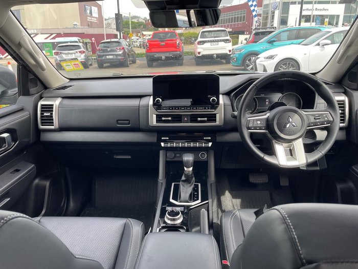 2024 Mitsubishi Triton GLS