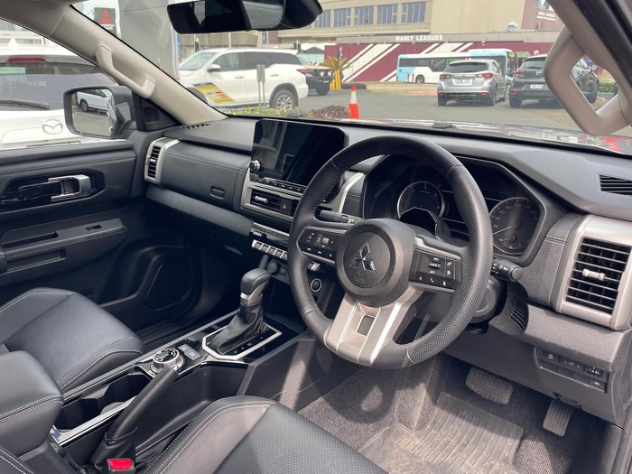 2024 Mitsubishi Triton GLS