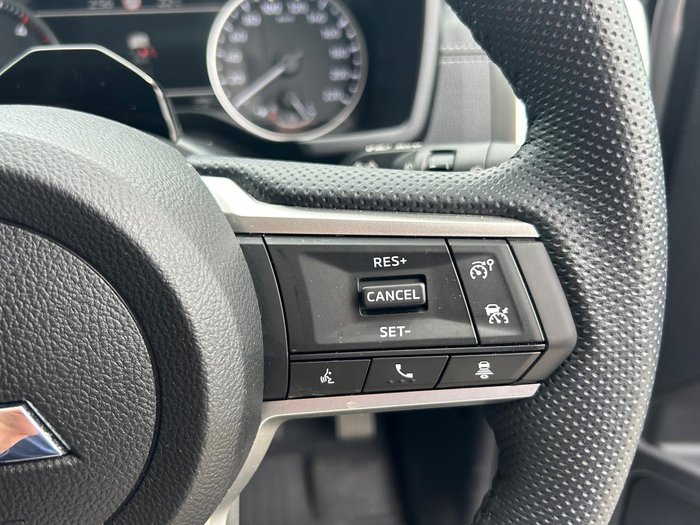 2024 Mitsubishi Triton GLS