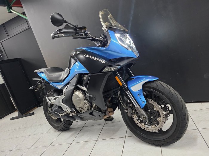 2017 CFMOTO 650MT Blue