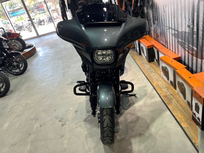 2025 Harley-davidson FLHX STREET GLIDE (117) Iron Horse Metallic