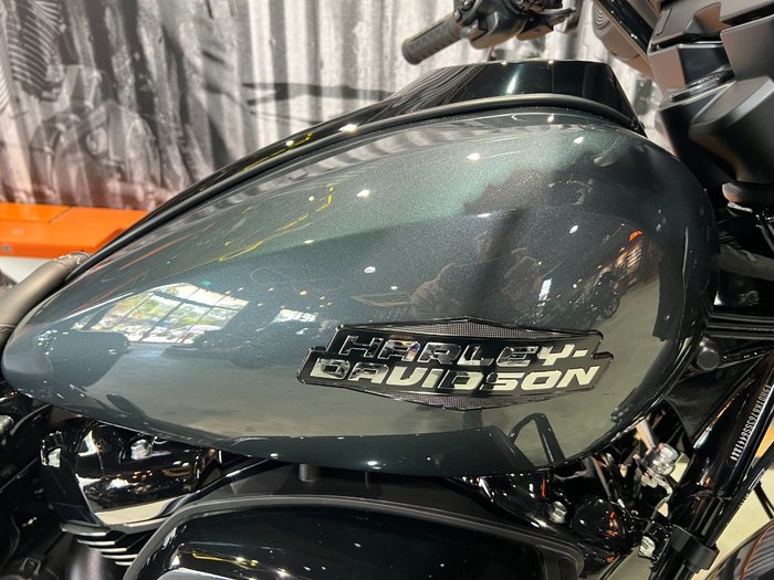 2025 Harley-davidson FLHX STREET GLIDE (117) Iron Horse Metallic