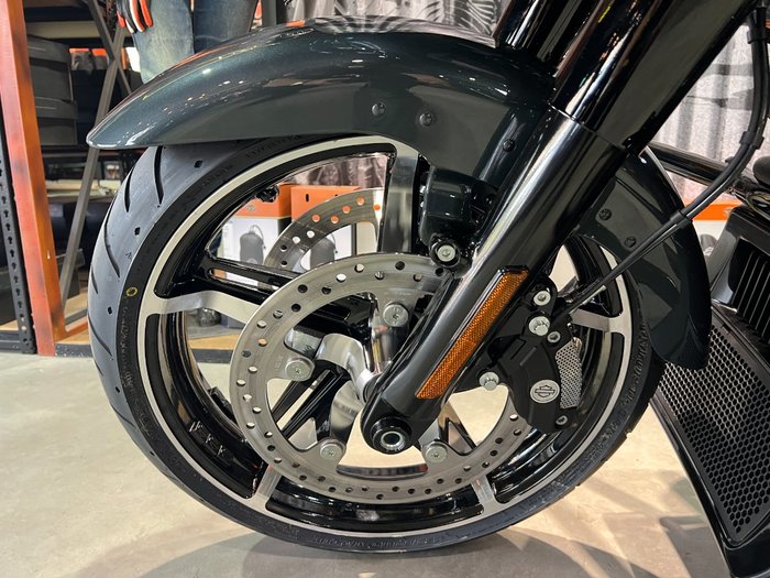 2025 Harley-davidson FLTRX ROAD GLIDE (117) Iron Horse Metallic