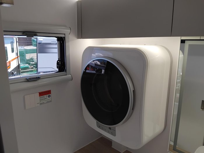 2025 Gold Class Caravans Lc17c Couples Semi Off-Road Full Ensuite Sleeps 3