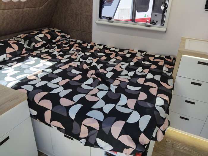 2025 Gold Class Caravans Lc17c Couples Semi Off-Road Full Ensuite Sleeps 3