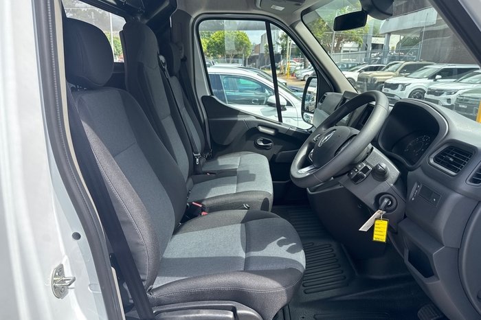 2024 Renault Master Pro LWB FWD (110kW) L3H2