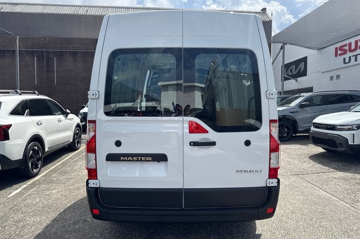2024 Renault Master Pro LWB FWD (110kW) L3H2