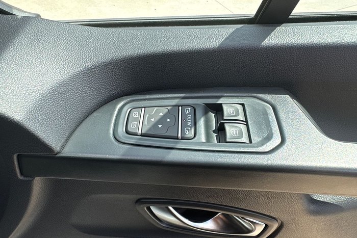 2024 Renault Trafic Premium