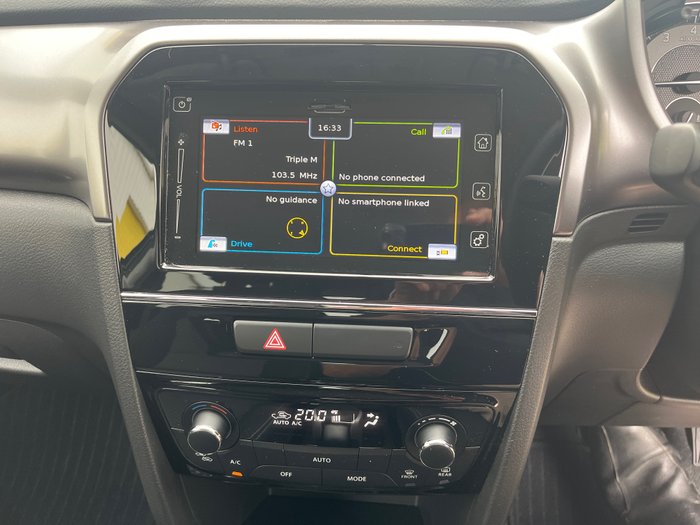 2023 Suzuki Vitara (No Badge)