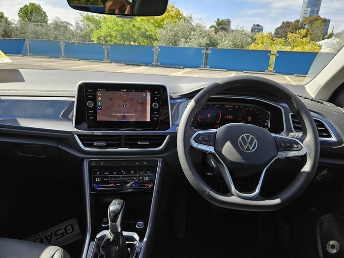 2025 Volkswagen T-Roc 110TSI Style