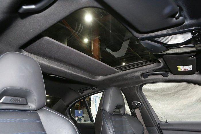 2023 BMW 3 Series 330i M Sport