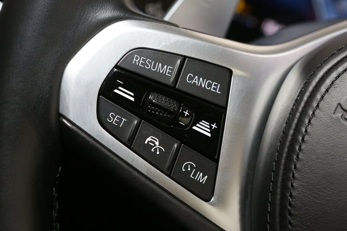 2023 BMW 3 Series 330i M Sport