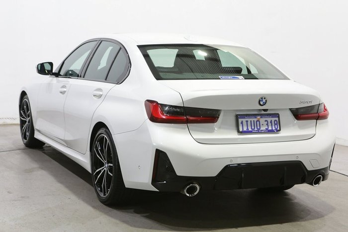 2023 BMW 3 Series 330i M Sport