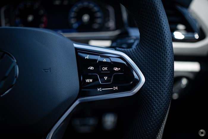 2025 Volkswagen T-Roc 140TSI R-Line