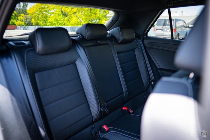 2025 Volkswagen T-Roc 140TSI R-Line