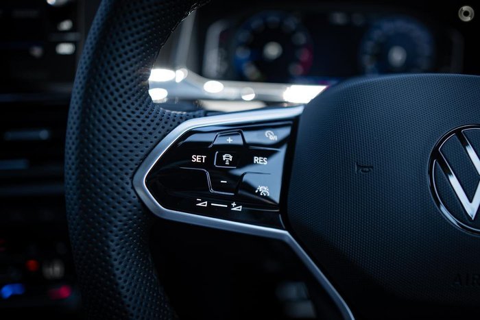 2025 Volkswagen T-Roc 140TSI R-Line