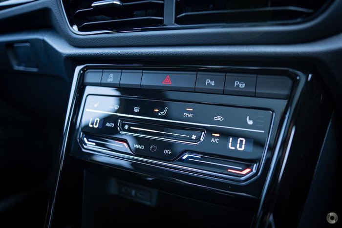 2025 Volkswagen T-Roc 140TSI R-Line