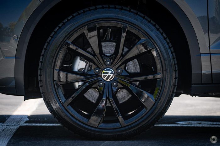 2025 Volkswagen T-Roc 140TSI R-Line