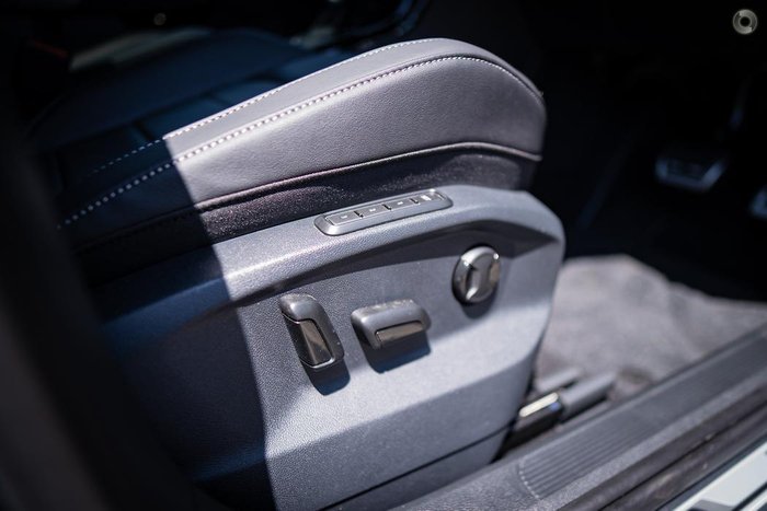 2025 Volkswagen T-Roc 140TSI R-Line