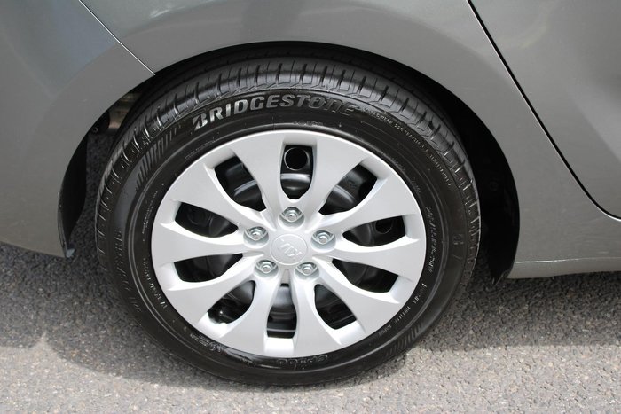 2017 Kia Rondo S RP MY18 Titanium Silver