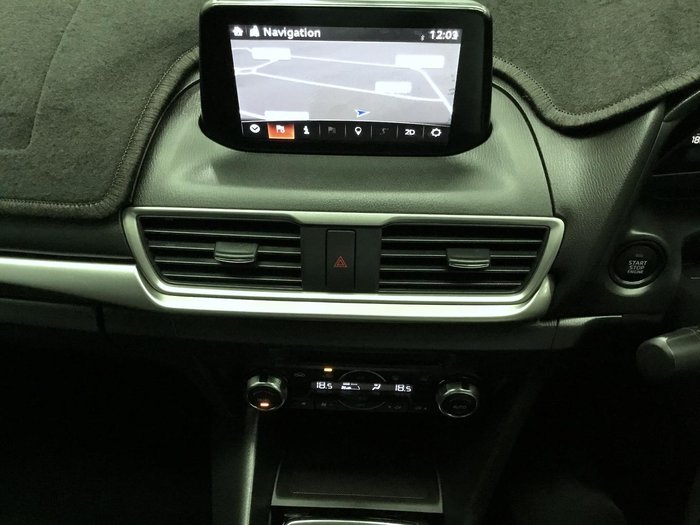 2018 Mazda 3 Maxx Sport