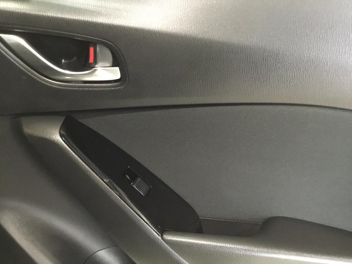 2018 Mazda 3 Maxx Sport