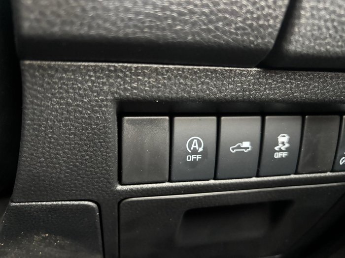 2025 Isuzu D-MAX X-TERRAIN MY25.5 4X4 Dual Range Obsidian Grey