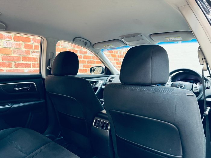 2015 Nissan Altima ST L33 Ebony