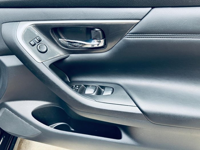 2015 Nissan Altima ST L33 Ebony