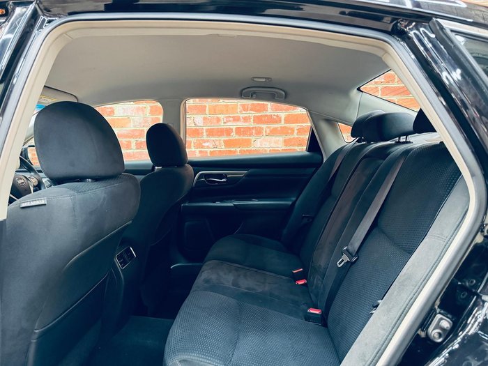 2015 Nissan Altima ST L33 Ebony