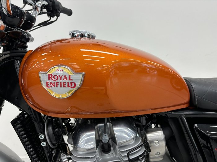 2021 Royal Enfield INTERCEPTOR 650 CLASSIC Orange