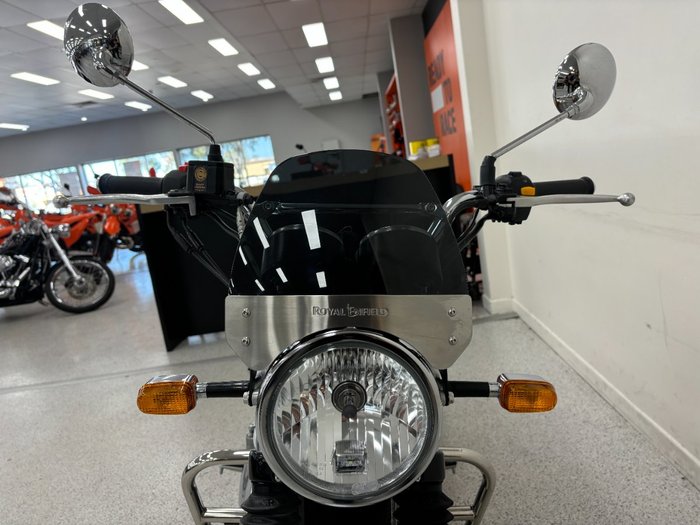 2021 Royal Enfield INTERCEPTOR 650 CLASSIC Orange