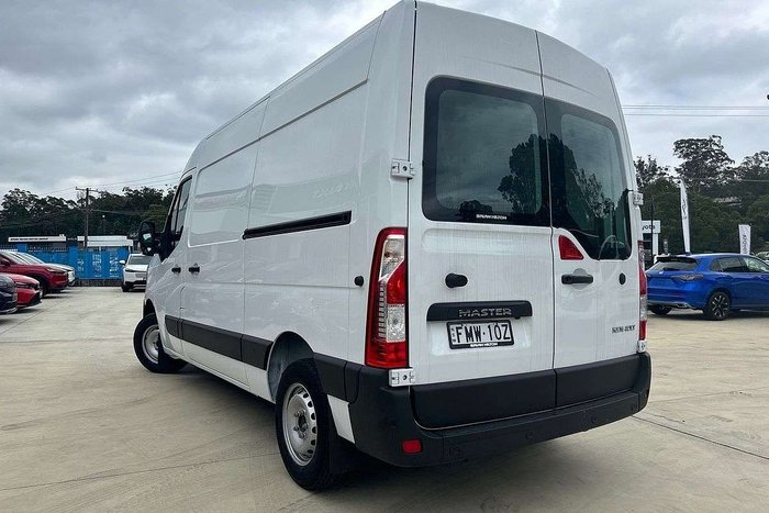 2024 Renault Master Pro 110kW