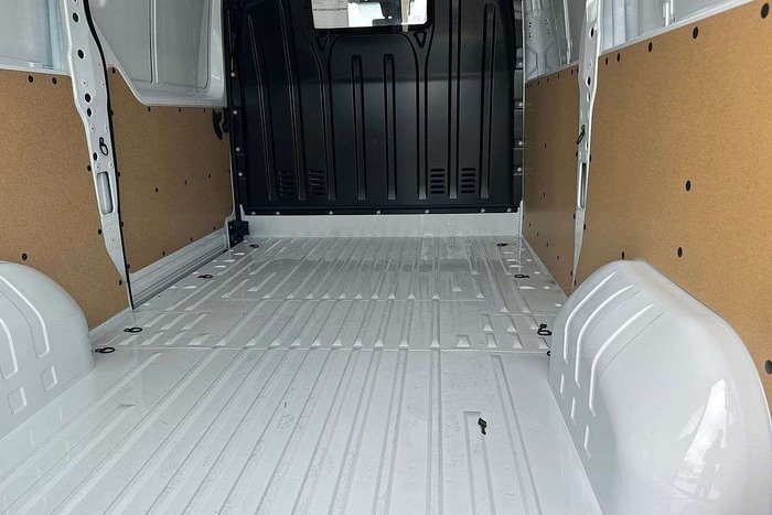 2024 Renault Master Pro 110kW