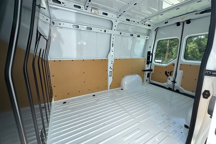 2024 Renault Master Pro 120kW