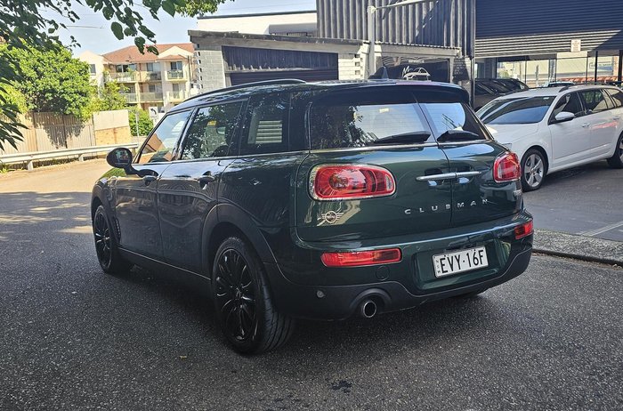 2018 MINI Clubman Cooper F54 British Racing Green II