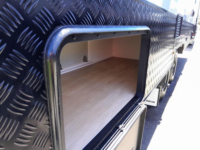 2025 Franklin Razor 220 2 Bunks 220