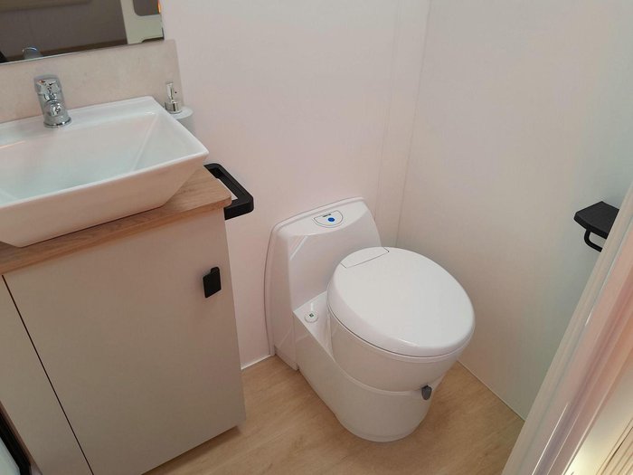 2025 Franklin Razor 220 2 Bunks 220