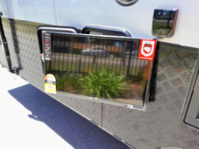 2025 Franklin Razor 196 Rev Cafe 196