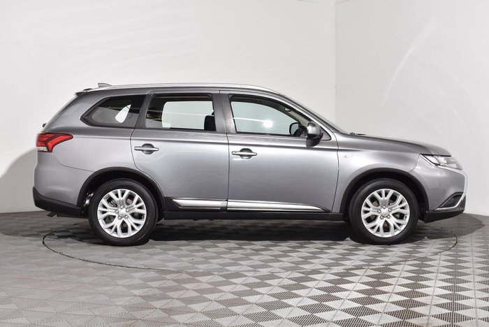 2019 Mitsubishi Outlander ES