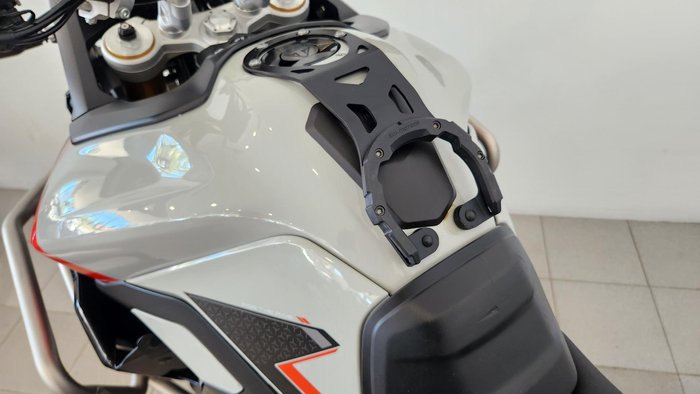 2024 Triumph Tiger 900 Rally Pro Tiger Grey